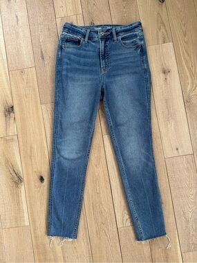 Old Navy Skinny Jeans in Medium Blue Wash